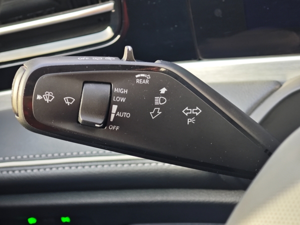 Volkswagen Passat Variant Elegance DSG 2,0 TDI 110kW 27