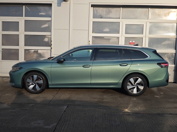 Volkswagen Passat Variant Elegance DSG 2,0 TDI 110kW 8