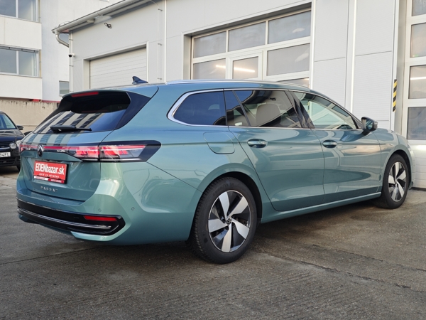 Volkswagen Passat Variant Elegance DSG 2,0 TDI 110kW 2