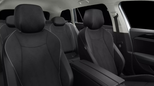 Volkswagen Passat Variant Elegance DSG 2,0 TDI 110kW 4