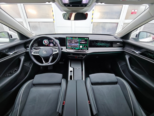 Volkswagen Passat Variant Elegance DSG 2,0 TDI 110kW 3