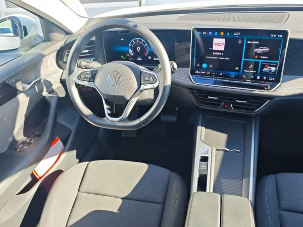 Volkswagen Passat Variant Passat DSG 1,5 eTSI 110kW 3
