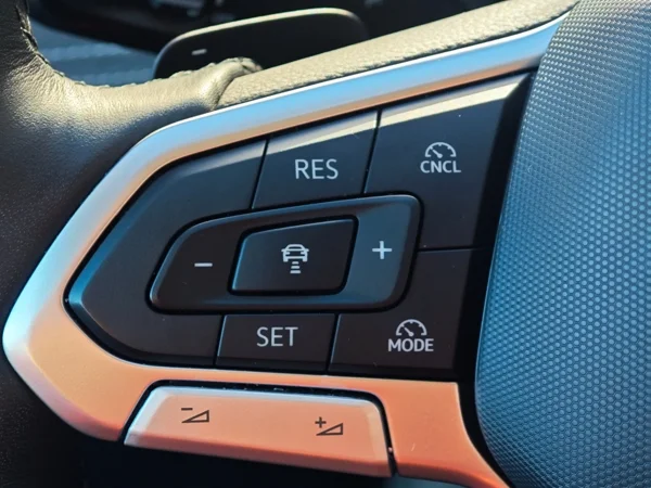 Volkswagen Passat Variant Passat DSG 1,5 eTSI 110kW 27