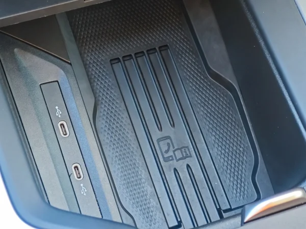 Volkswagen Passat Variant Passat DSG 1,5 eTSI 110kW 23