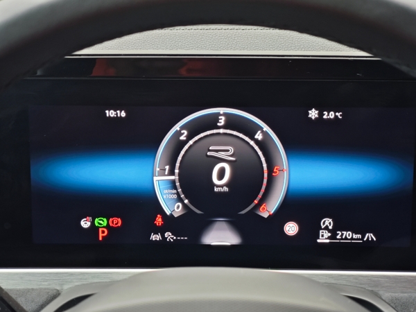 Volkswagen Passat Variant R - Line 4Motion DSG 2,0 TDI 142kW 15