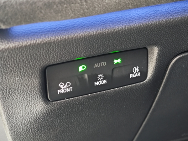 Volkswagen Passat Variant R - Line 4Motion DSG 2,0 TDI 142kW 39