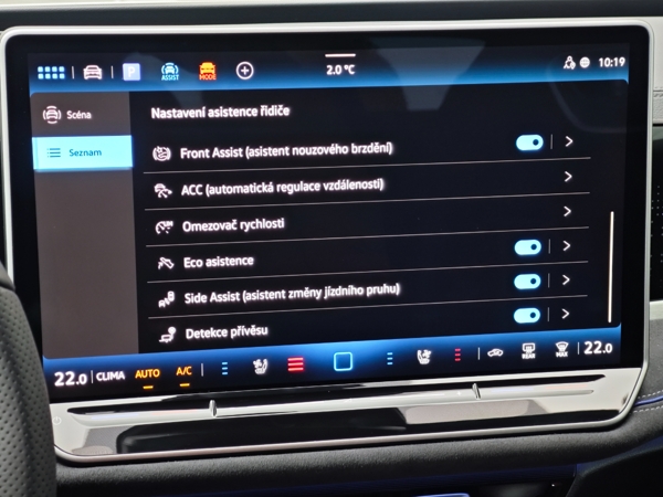 Volkswagen Passat Variant R - Line 4Motion DSG 2,0 TDI 142kW 23