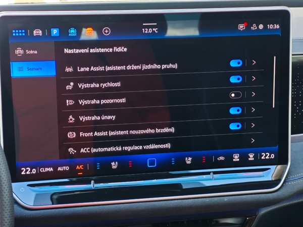 Volkswagen Passat Variant R - Line 4Motion DSG 2,0 TDI 142kW 26