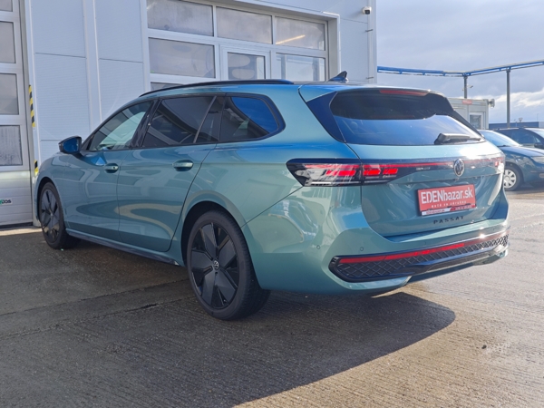 Volkswagen Passat Variant R - Line 4Motion DSG 2,0 TDI 142kW 7