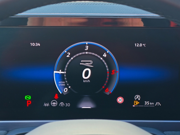 Volkswagen Passat Variant R - Line 4Motion DSG 2,0 TDI 142kW 14