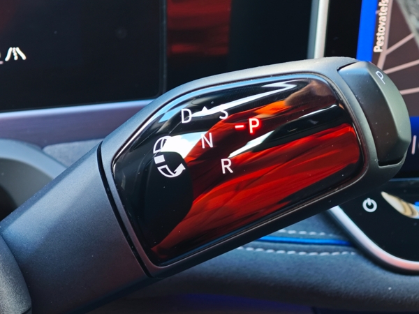 Volkswagen Passat Variant R - Line 4Motion DSG 2,0 TDI 142kW 33