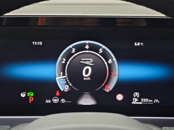 Volkswagen Passat Variant R - Line 4Motion DSG 2,0 TSI 195kW 13