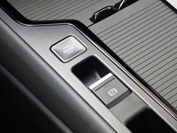 Volkswagen Passat Variant R - Line 4Motion DSG 2,0 TSI 195kW 29