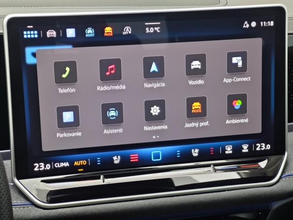 Volkswagen Passat Variant R - Line 4Motion DSG 2,0 TSI 195kW 23