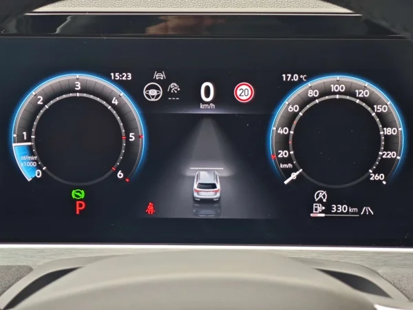 Volkswagen Passat Variant R-Line 4motion DSG 2,0 TDI 142kW 14