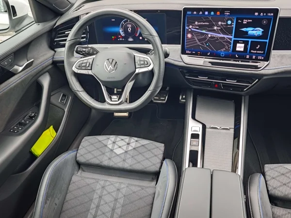 Volkswagen Passat Variant R-line DSG 2,0 TDI 110kW 3