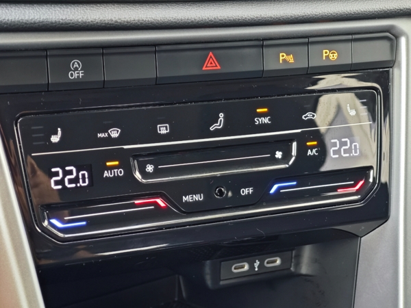 Volkswagen T-Roc Life + Winter paket TSI 85kW 20