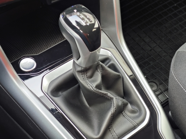 Volkswagen T-Roc Limited DSG 1,5 TSI 110kW 21