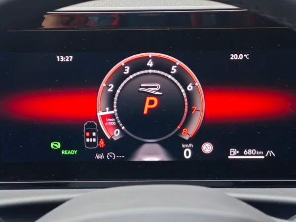 Volkswagen T-Roc R-line DSG 1.5 eTSI 110kW 14