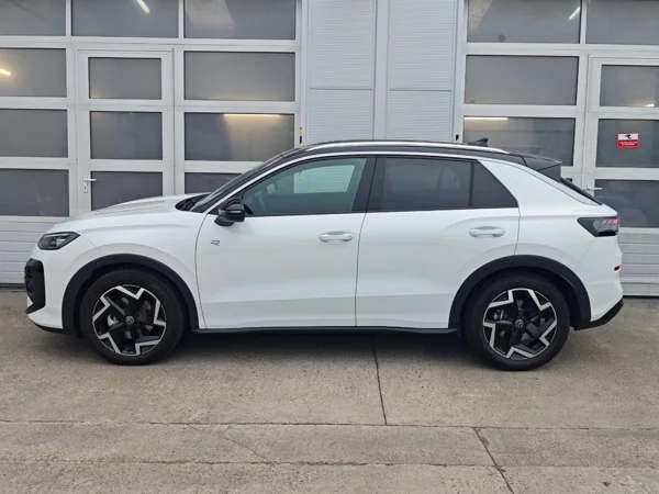 Volkswagen T-Roc R-line DSG 1.5 eTSI 110kW 8