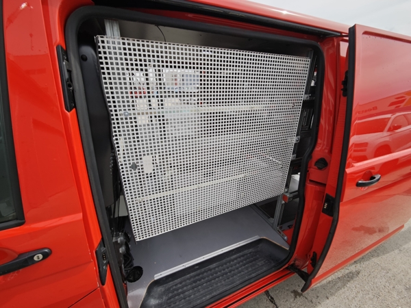 Volkswagen T6 Transporter DSG 2,0 TDI 110kW 14