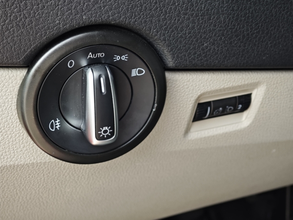 Volkswagen T6 Transporter DSG 2,0 TDI 110kW 31