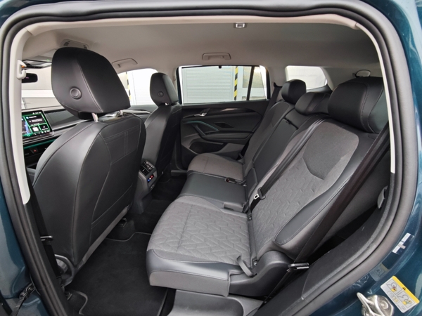 Volkswagen Tayron 7-miestny 4motion DSG 2,0 TDI 142kW 12