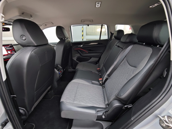 Volkswagen Tayron 7-miestny 4motion DSG 2,0 TDI 142kW 12