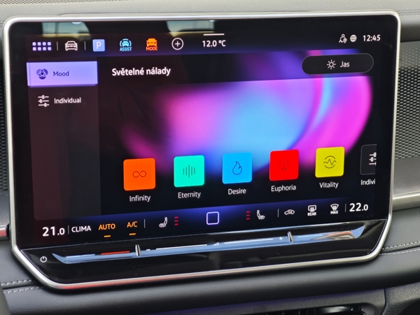 Volkswagen Tayron 7-miestny DSG 1,5 eTSI 110kW 22