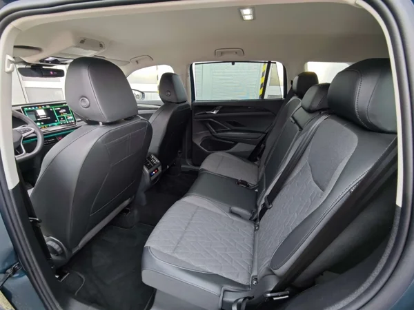 Volkswagen Tayron DSG 2,0 TDI 110kW 11
