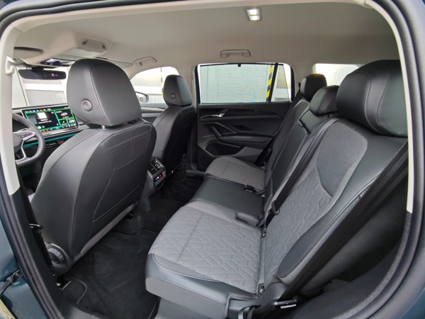 Volkswagen Tayron DSG 2,0 TDI 110kW 11