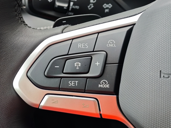 Volkswagen Tayron Elegance 4motion DSG 2,0 TDI 142kW 37