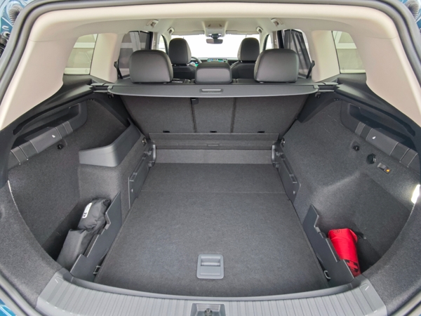 Volkswagen Tayron Elegance 4motion DSG 2,0 TDI 142kW 44