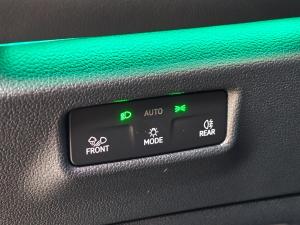 Volkswagen Tayron Elegance 4motion DSG 2,0 TDI 142kW 39