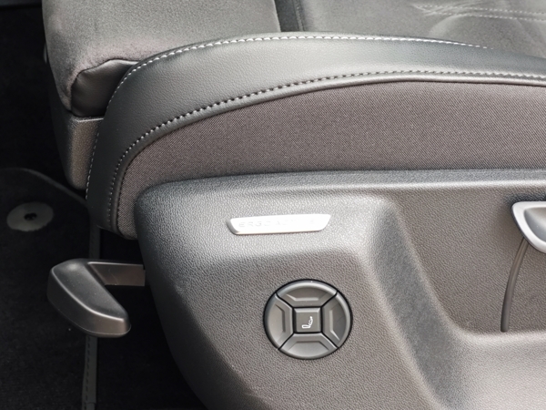 Volkswagen Tayron Elegance 4motion DSG 2,0 TDI 142kW 40