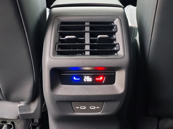 Volkswagen Tayron Elegance 4motion DSG 2,0 TDI 142kW 43