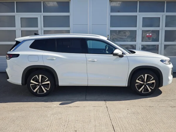 Volkswagen Tayron Elegance DSG 1,5 eTSI 110kW 9