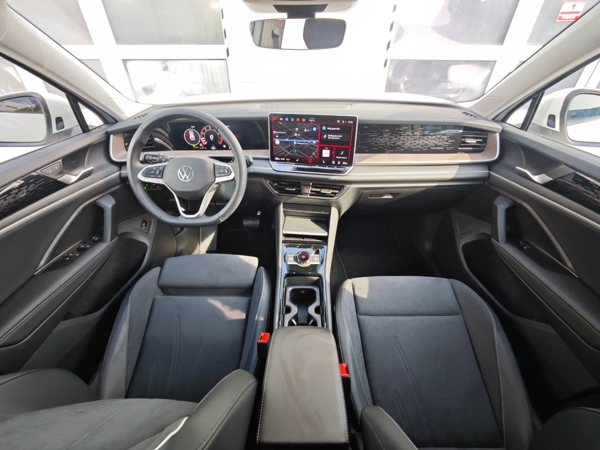 Volkswagen Tayron Elegance DSG 1,5 eTSI 110kW 14