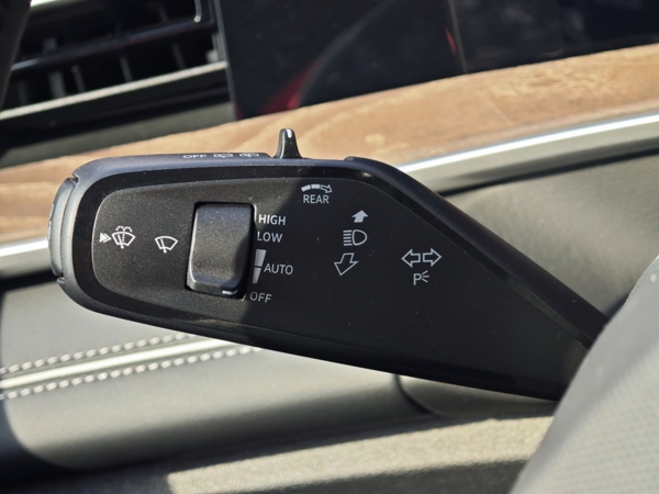 Volkswagen Tayron Elegance DSG 1,5 eTSI 110kW 30