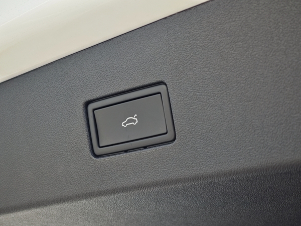 Volkswagen Tayron Elegance DSG 1,5 eTSI 110kW 39