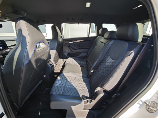 Volkswagen Tayron R-Line 4motion DSG 2,0 TDI 142kW 11