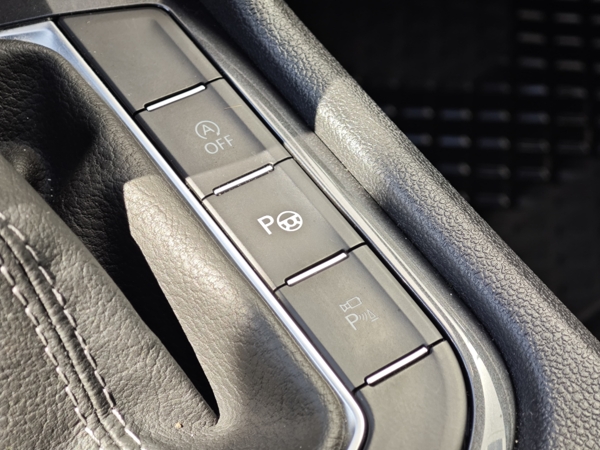 Volkswagen Tiguan Allspace R-Line 4motion DSG 2,0 TDI 147kW 25