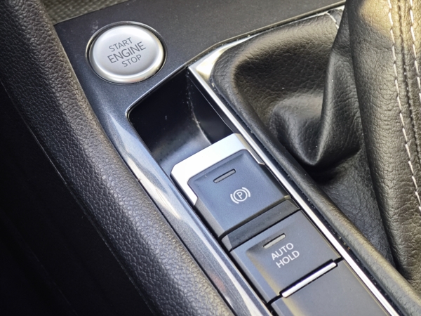 Volkswagen Tiguan Allspace R-Line 4motion DSG 2,0 TDI 147kW 30