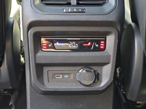 Volkswagen Tiguan Allspace R-Line 4motion DSG 2,0 TDI 147kW 33