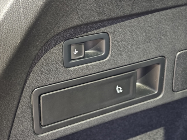 Volkswagen Tiguan Allspace R-Line 4motion DSG 2,0 TDI 147kW 37