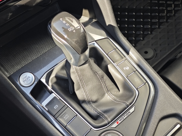 Volkswagen Tiguan Allspace R-Line 4motion DSG 2,0 TDI 147kW 23