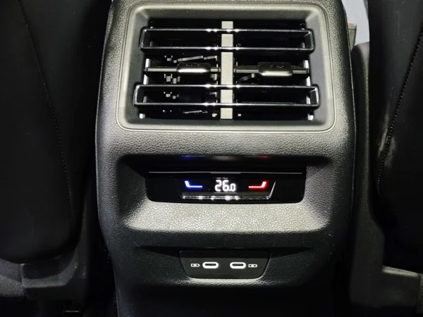 Volkswagen Tiguan DSG 2,0 TDI 110kW 35