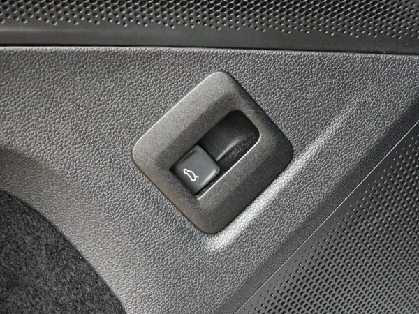 Volkswagen Tiguan DSG 2,0 TDI 110kW 33