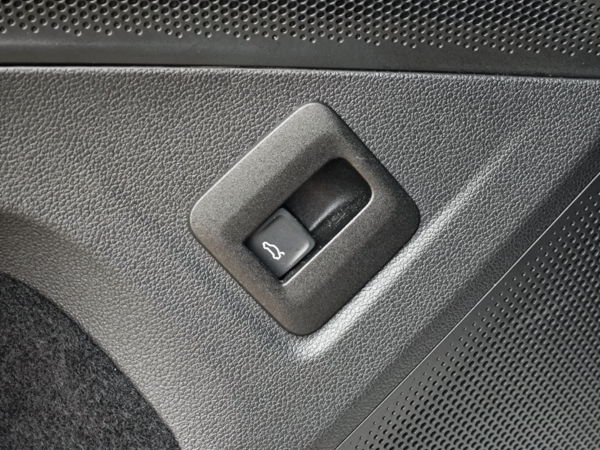 Volkswagen Tiguan DSG 2,0 TDI 110kW 35