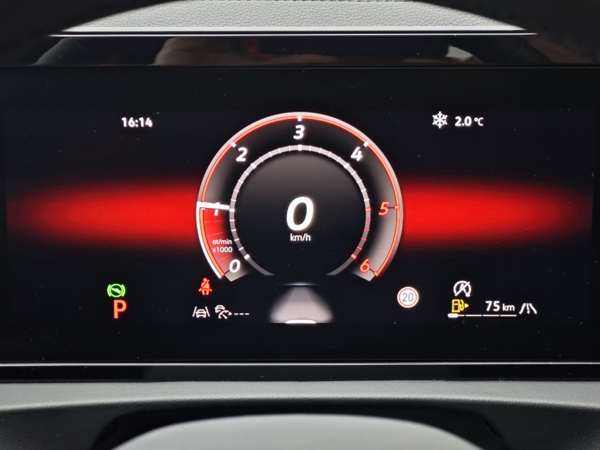 Volkswagen Tiguan DSG 2,0 TDI 110kW 14